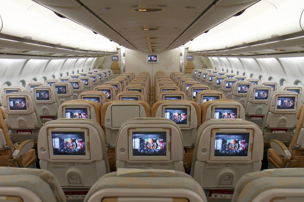 Etihad Airways эконом-класс