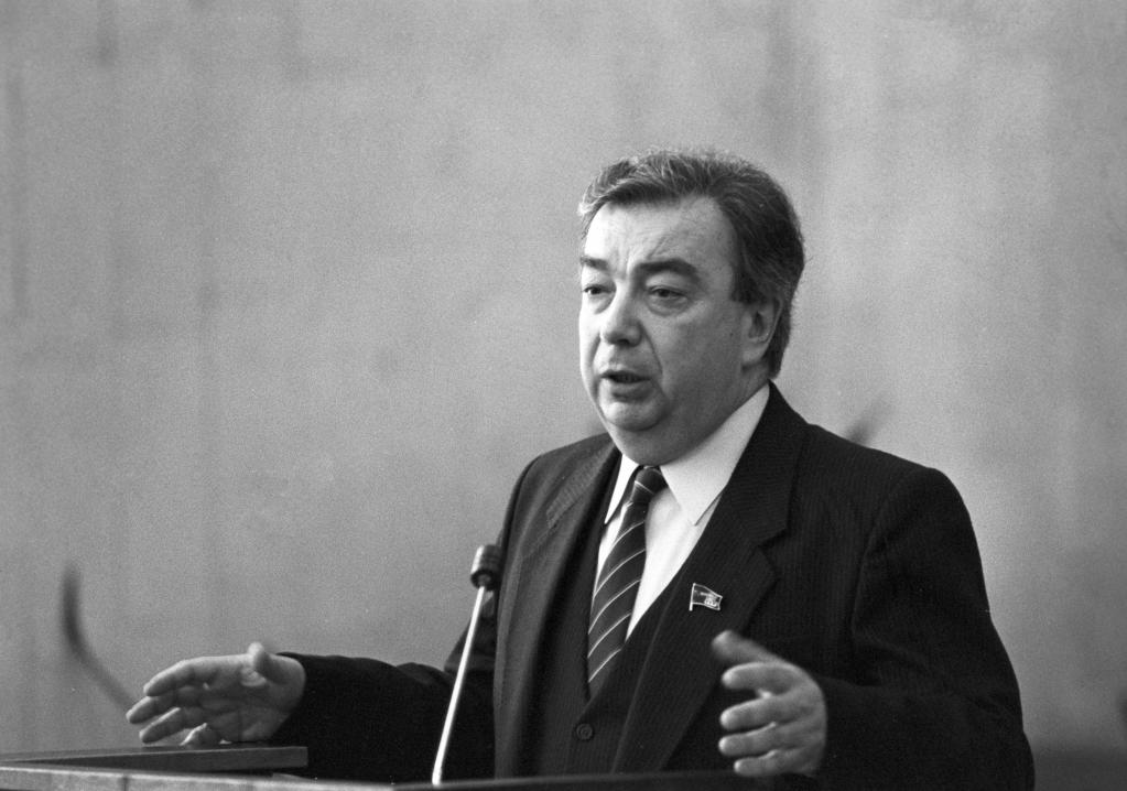 Биография Евгения Примакова
