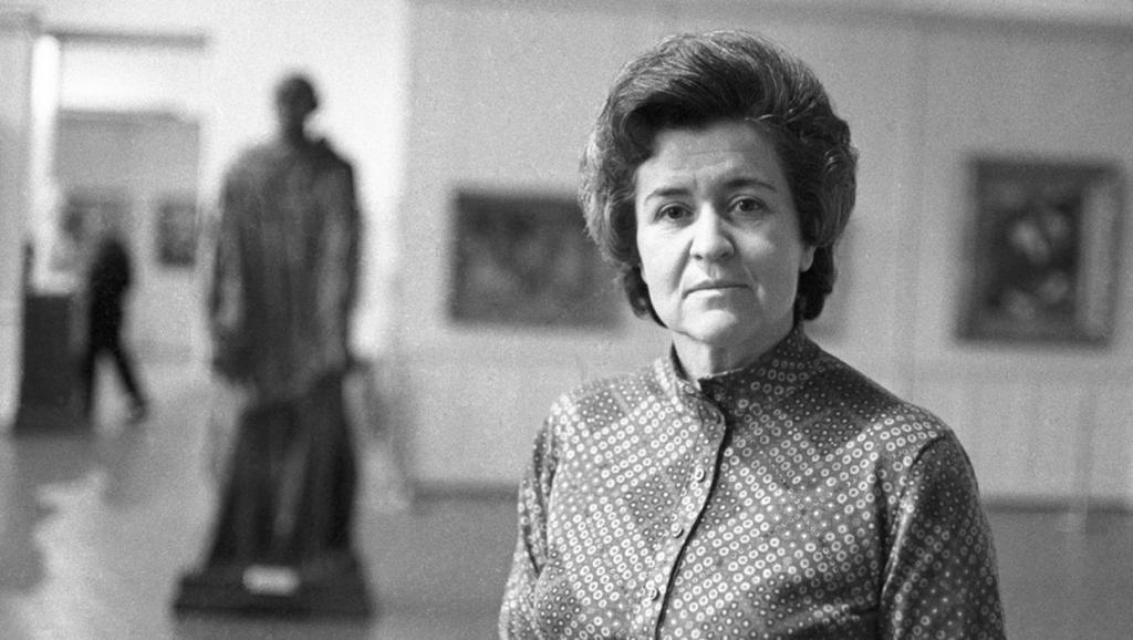 Ирина Антонова в молодости
