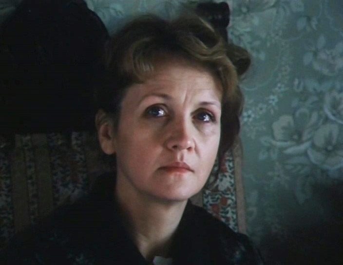актриса Алла Мещерякова