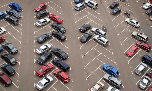 Паркинг и автомобили