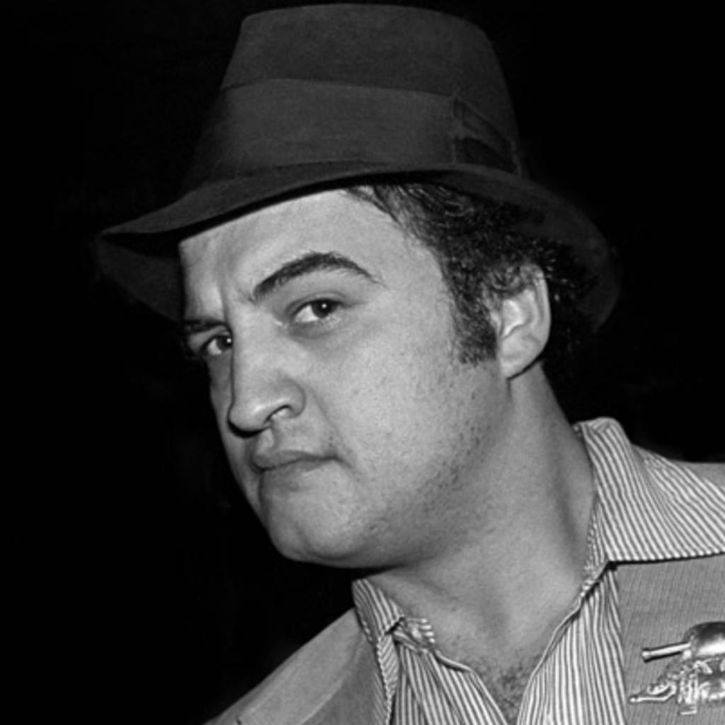 Умер в возрасте 33 лет