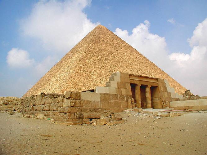 высота пирамиды Хеопса