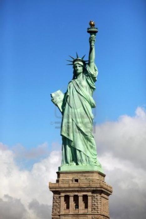 статуя свободы в нью йорке