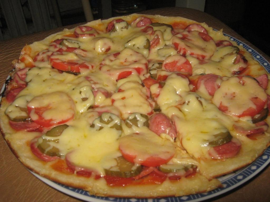 Пицца-пятиминутка на сковородке - рецепт с фото на Хлебопечка.ру