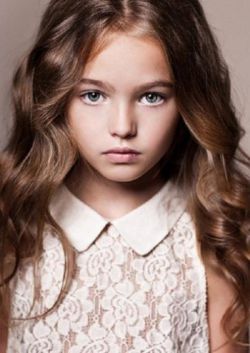 Молодая модель Анастасия Безрукова