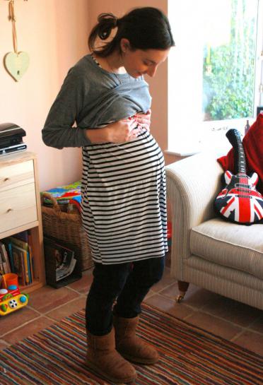 живот на 24 неделе беременности 