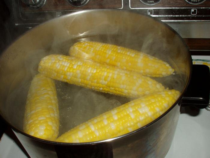 как долго варить кукурузу