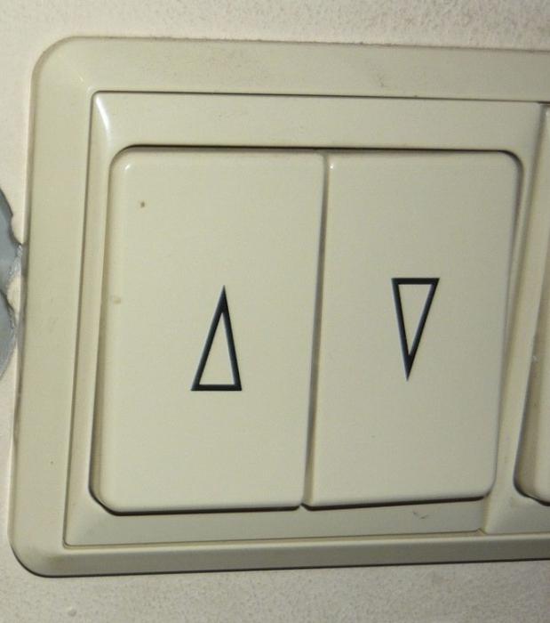 как подключить проходной выключатель с подсветкой