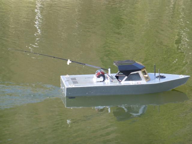 кораблик для рыбалки эхолот