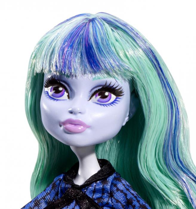 «Мечтала о кукле больше года»: 9 ностальгических историй о Барби