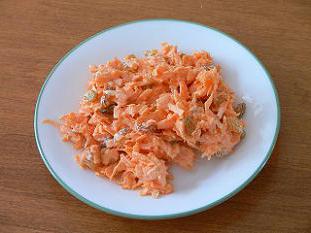 салат с корейской морковкой и курицей 