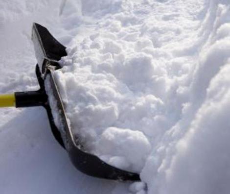 лопата для снега автомобильная 