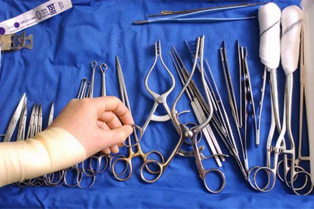 хирургический набор инструментов
