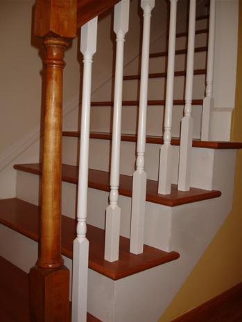 деревянные ступени на бетонную лестницу