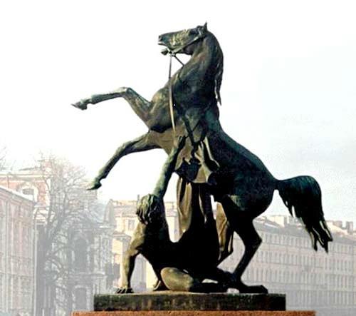 Аничков мост скульптура коней