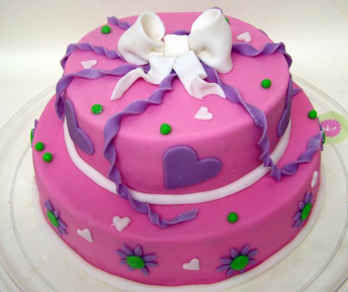 торт для девочки на день рождения 
