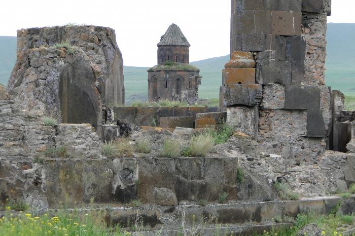 столица древней армении 