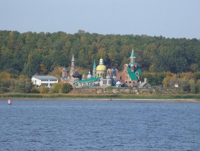 Храм всех религий в Казани 