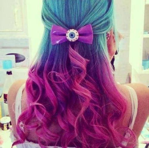 разноцветный лак для волос 