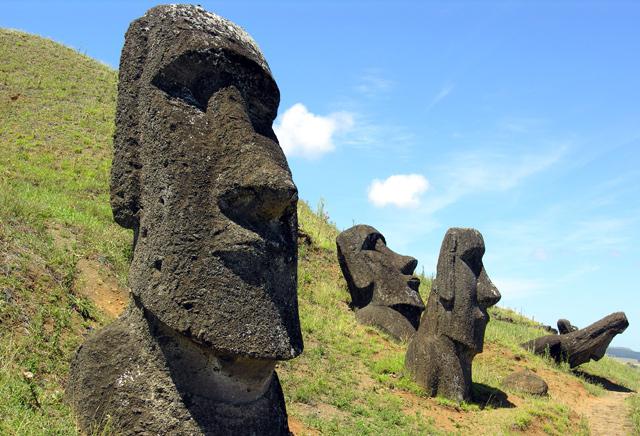 Остров пасхи статуи моаи