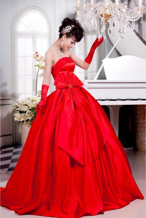 свадебные платья красного цвета