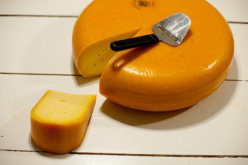производство голландского сыра 