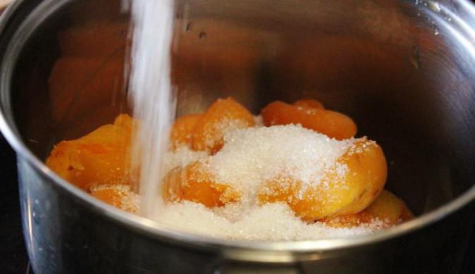 Варенье из абрикосов с миндалем. Рецепты домашних заготовок :: SYL