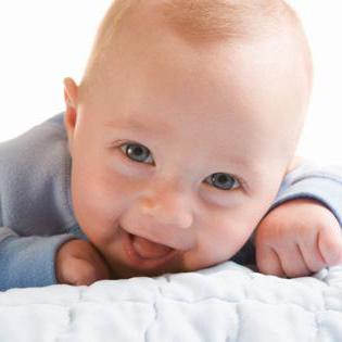 Ребенок на втором месяце жизни развитие thumbnail