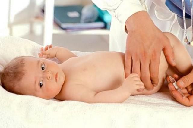 стоит ли делать прививки новорожденным в роддоме 