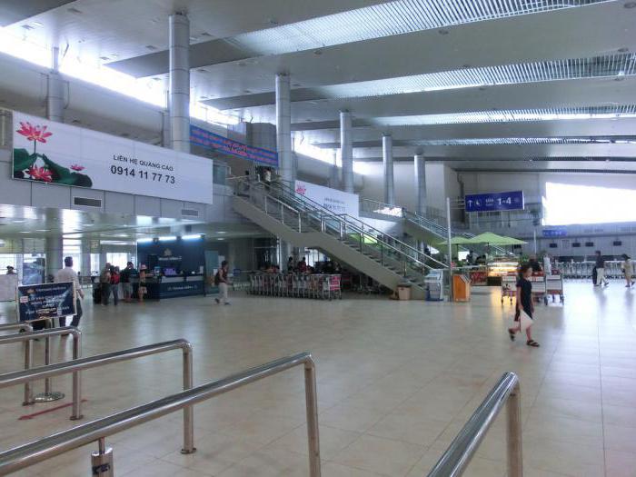 аэропорт Нячанг название
