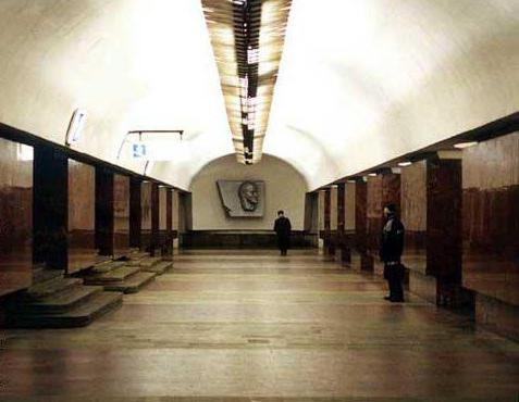 метро площадь ильича