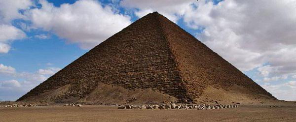 фараон построивший самую большую пирамиду
