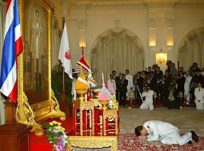 пхумипон адульядет великий король таиланда