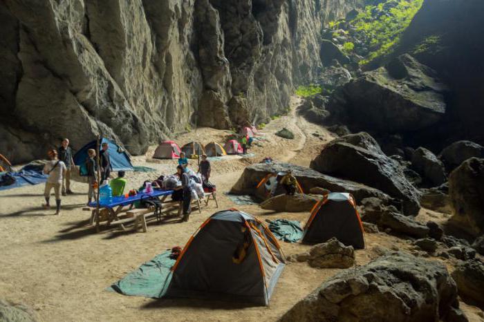 шондонг самая большая пещера в мире 