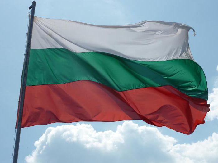 болгарский флаг 