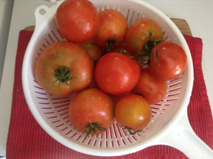 помидоры с виноградом консервированные