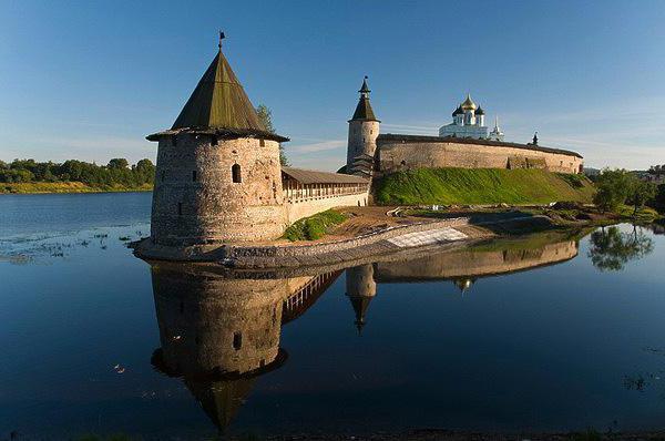 средневековые крепости россии 