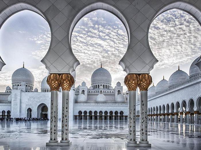 мечеть шейха Зайда в Абу-Даби
