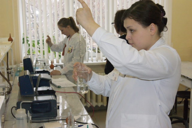 Рабочие профессии в нефтехимическом колледже Казани