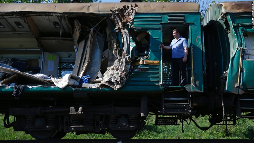 Разбитый вагон в России