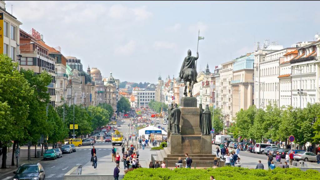 Памятник Вацлаву в Праге