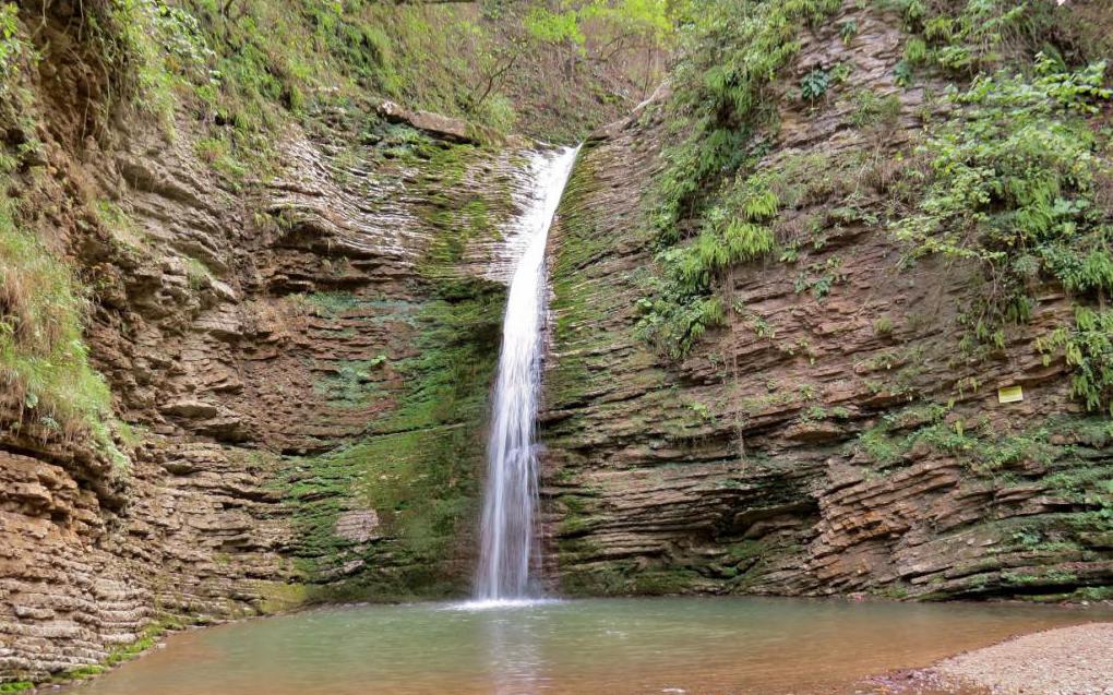 Водопад Шнурок