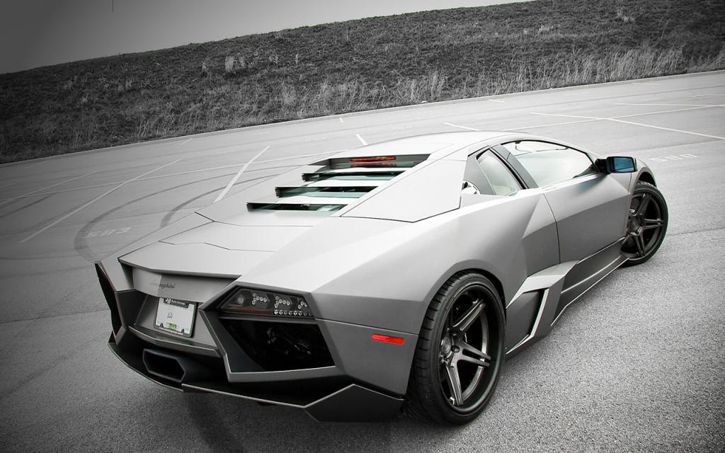 Lamborghini Reventon back
