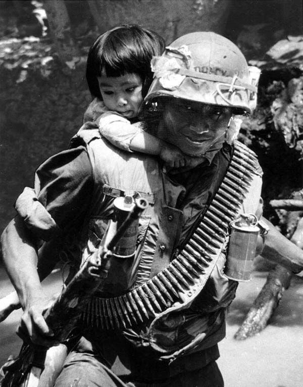 солдат Северовьетнамской армии
