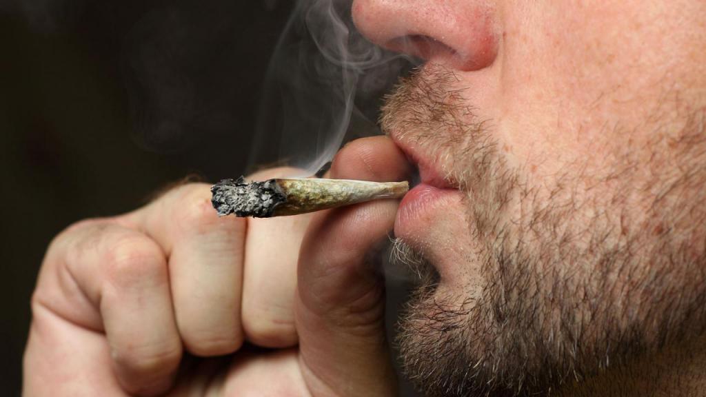 История курения марихуаны наркотики цветы