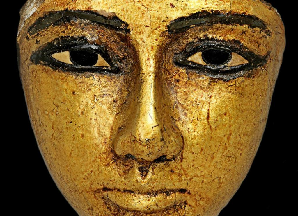 Египетская посмертная маска