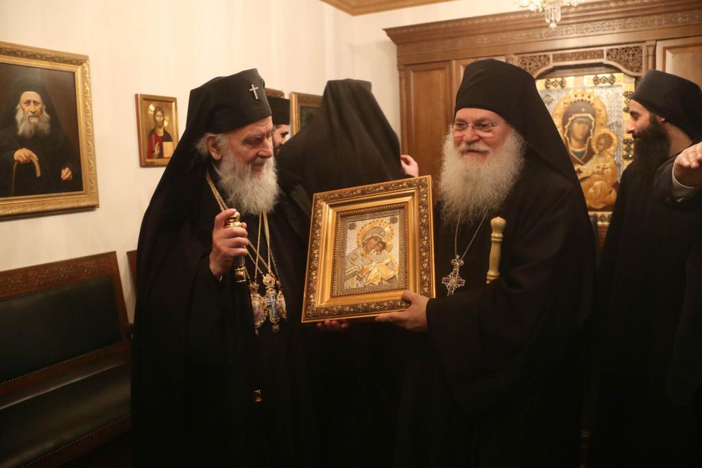 Православные монахи