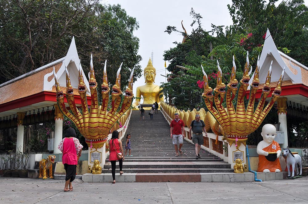 Temple of the Great Buddha in Pattaya
