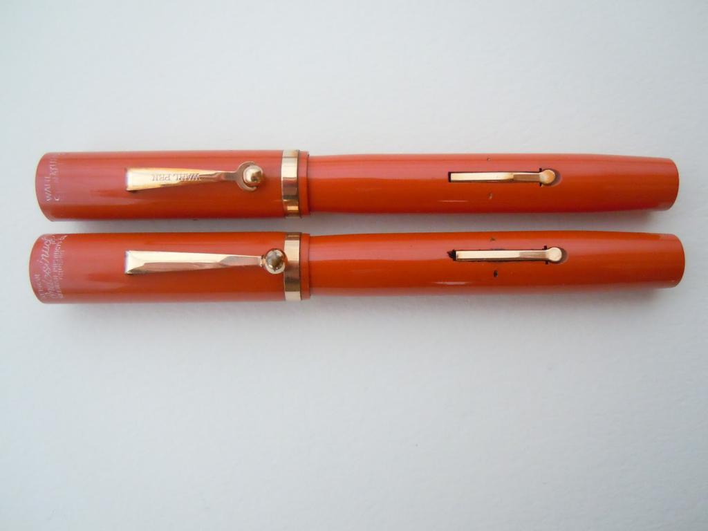 Две одинаковые ручки